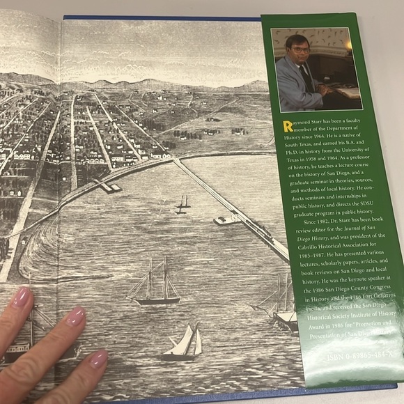 San Diego: A Pictorial History Book - Picture 4 of 6